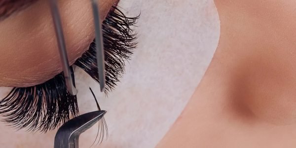 CURSO DE EXTENSIONES DE PESTAÑAS